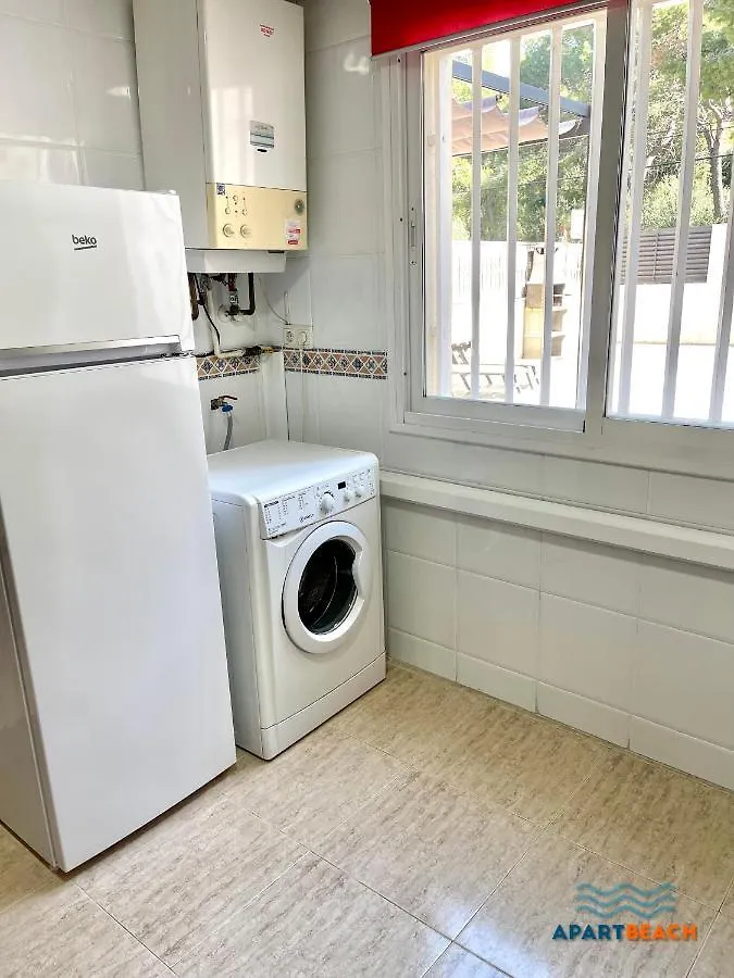 Apartbeach Green Relax Muy Luminoso Junto Playa Y Barbacoa Salou 0*,  Spain